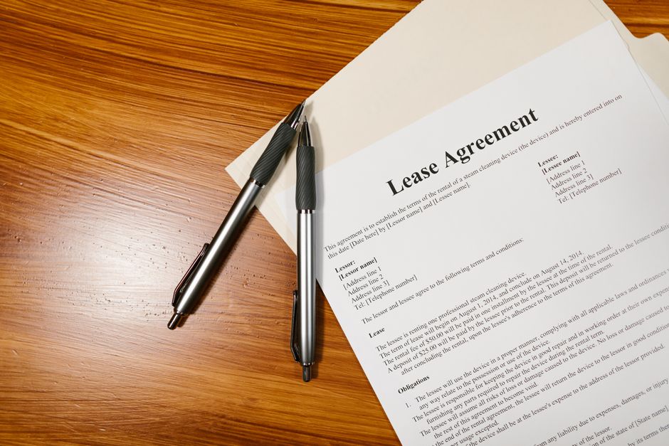 Reviewing an Atlanta lease before signing